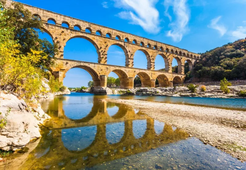 Bluebird Puzzle - Pont du Gard, France - 1000 Piece Jigsaw Puzzle Outlet