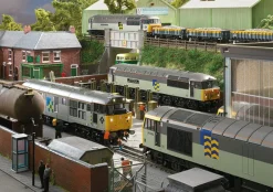 Kidicraft - Hornby Diesel Depot - 1000 Piece Jigsaw Puzzle Clearance