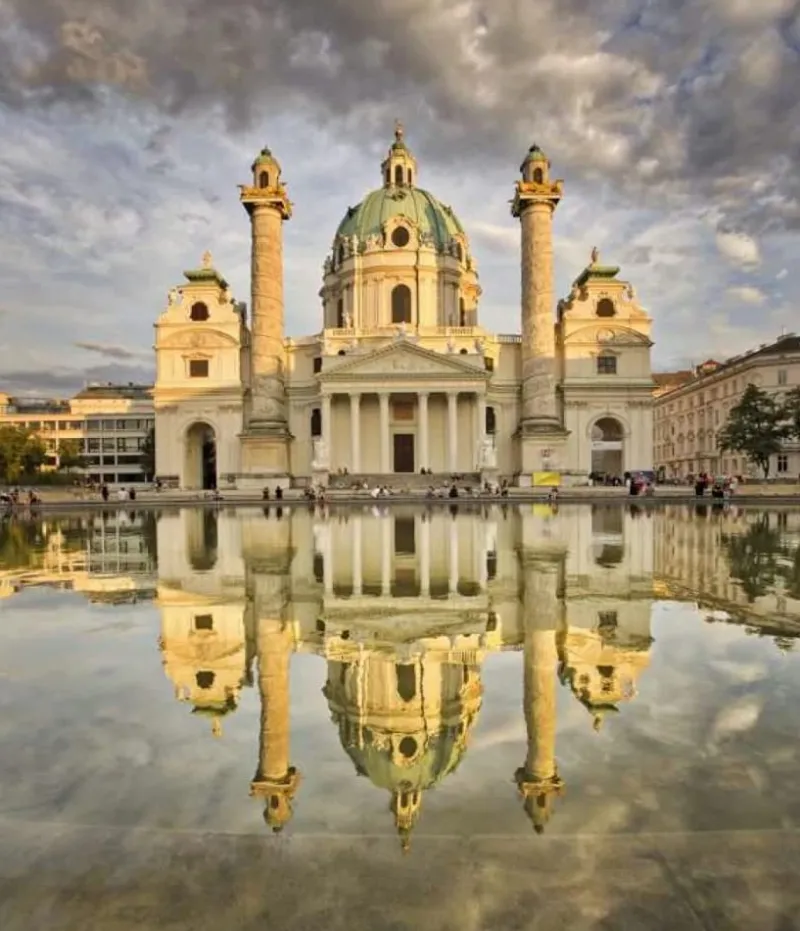 Piatnik - Karlskirche Vienna - 1000 Piece Jigsaw Puzzle Online